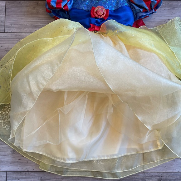 Disney | Princess Snow White Dress | Size: 4 - Picture 4 of 7